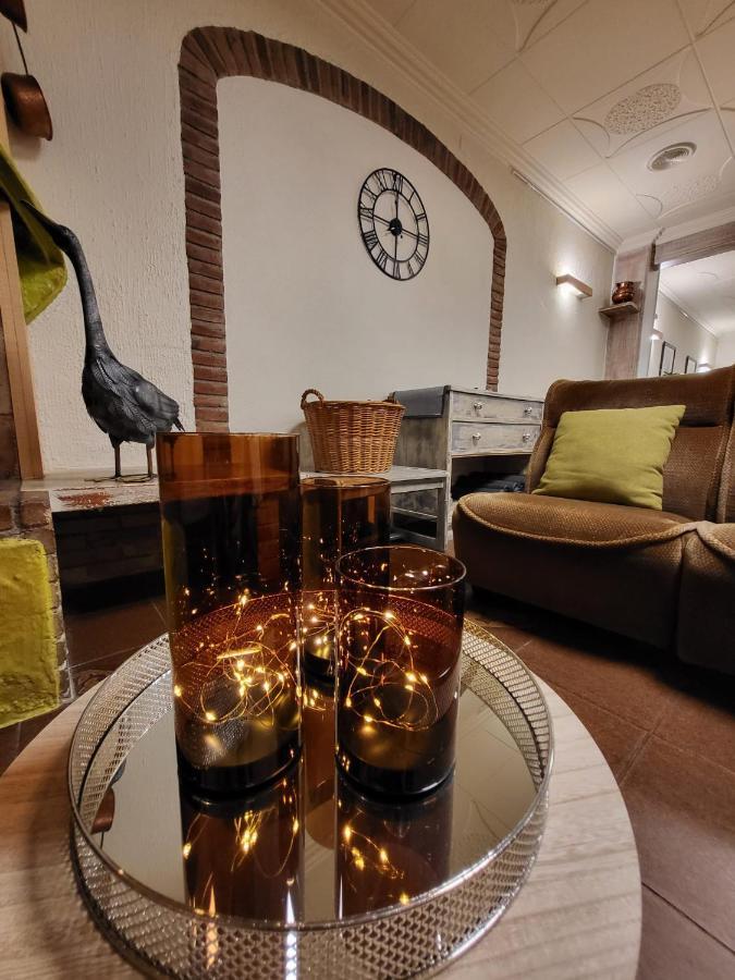 Hostal Torras Sant Hilari Sacalm Eksteriør billede