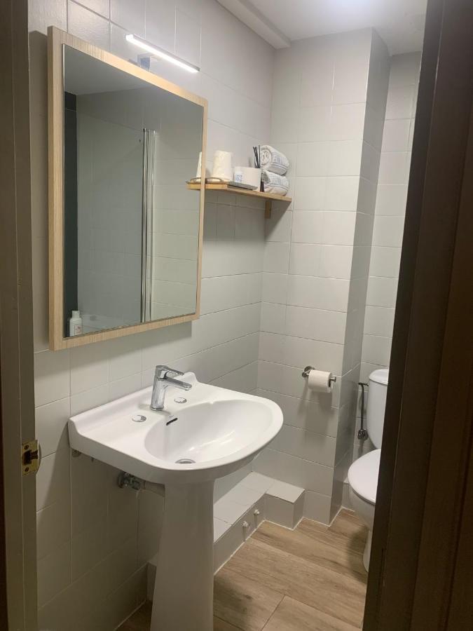 Hostal Torras Sant Hilari Sacalm Eksteriør billede